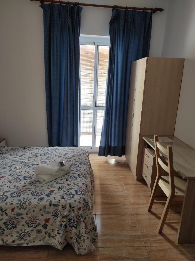 Hostal Fantoni Cádiz Eksteriør billede