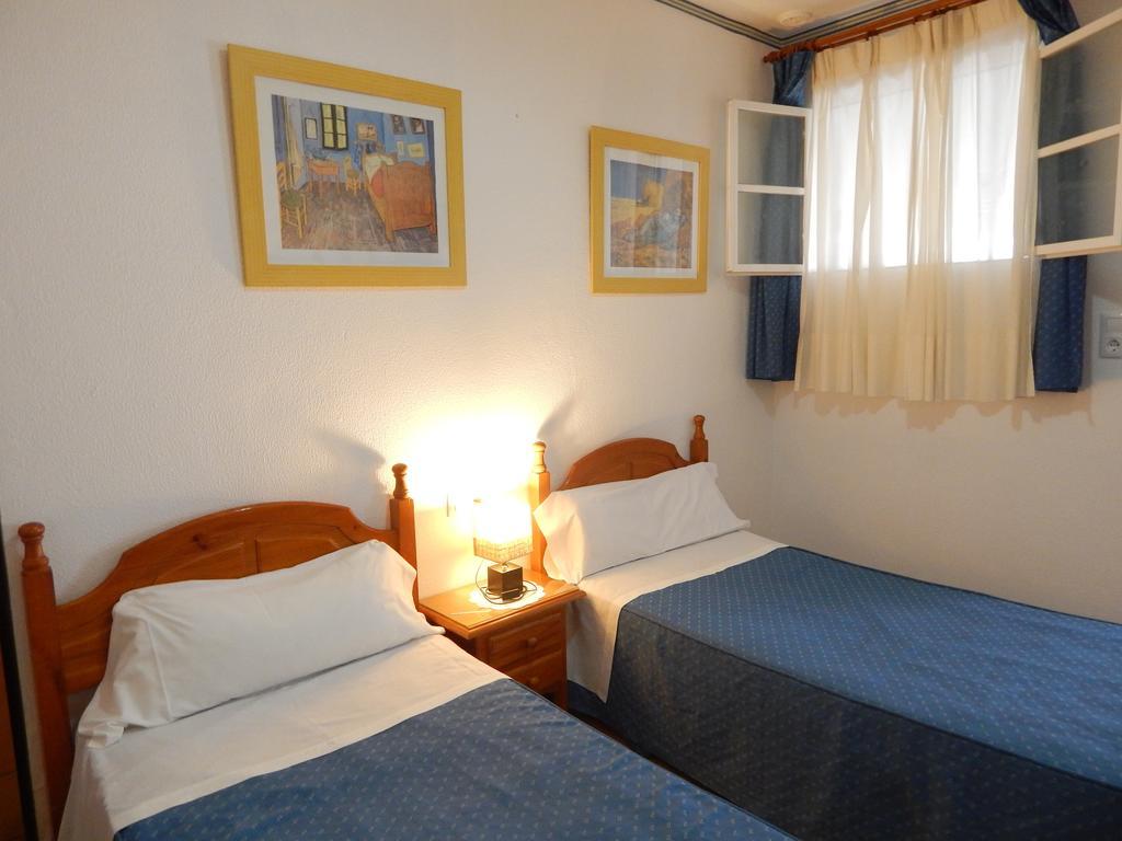 Hostal Fantoni Cádiz Værelse billede