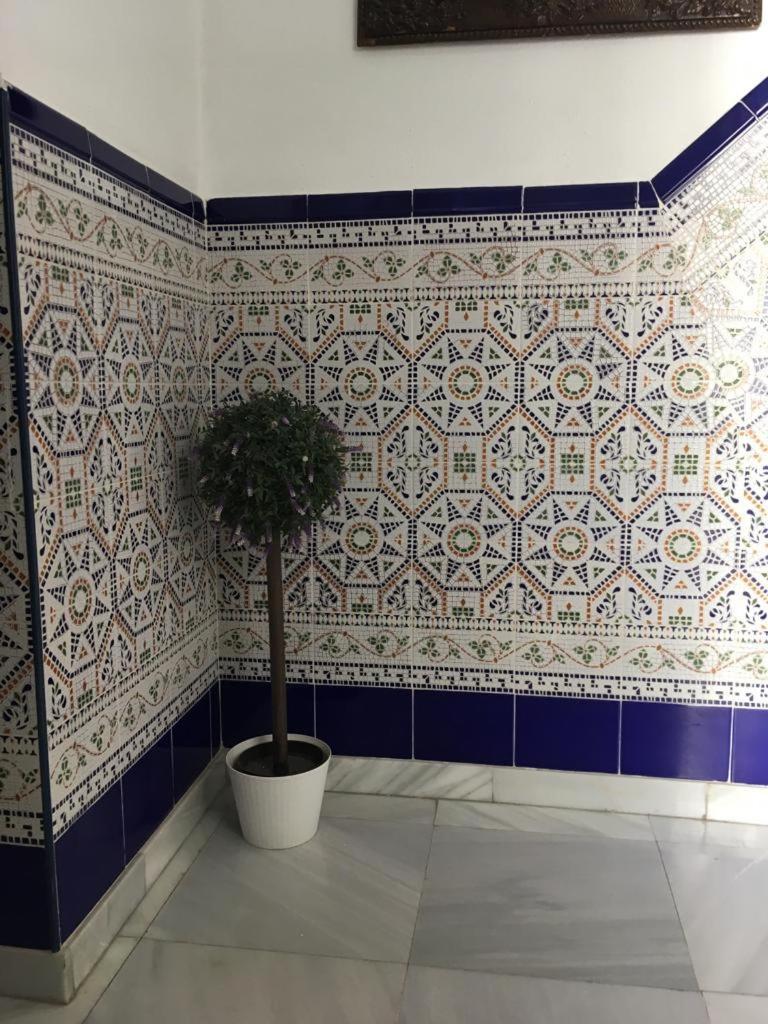Hostal Fantoni Cádiz Eksteriør billede