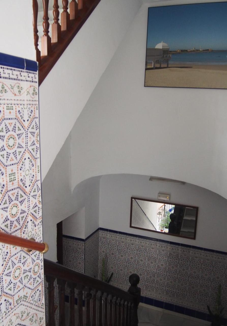 Hostal Fantoni Cádiz Eksteriør billede